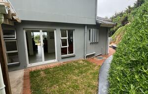 Sheffield Beachfront Villa with Pool and Indian Ocean Views - Sheffield Beach, South Africa