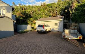 Sheffield Beachfront Villa with Pool and Indian Ocean Views - Sheffield Beach, South Africa