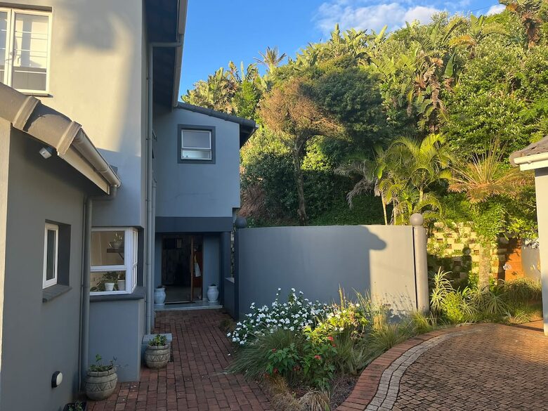 Sheffield Beachfront Villa with Pool and Indian Ocean Views - Sheffield Beach, South Africa