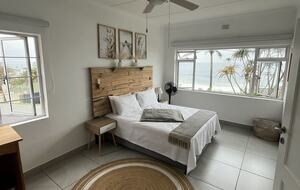 Sheffield Beachfront Villa with Pool and Indian Ocean Views - Sheffield Beach, South Africa