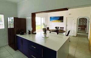 Sheffield Beachfront Villa with Pool and Indian Ocean Views - Sheffield Beach, South Africa