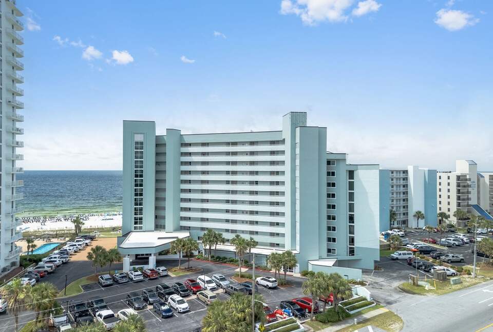Beachfront Corner Condo with Gulf Views on Perdido Key - Pensacola, Florida
