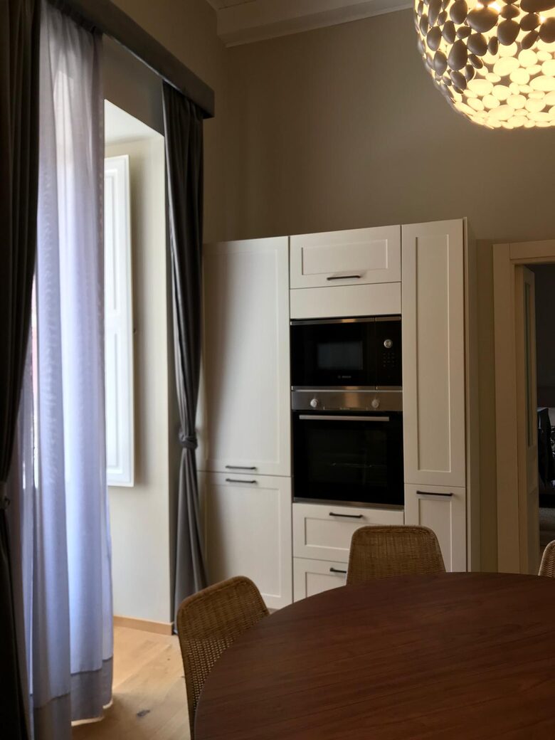 Ortigia's Refined 2BD Residence - Ortigia, Siracusa, Italy
