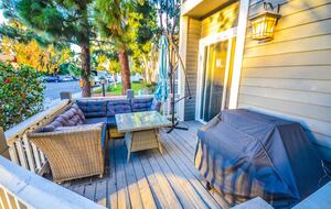 Stylish Orange County Townhome Near Newport Beach and OC Fairgrounds - Costa Mesa, California