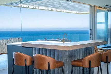 Clifftop Oceanview Villa Overlooking Pinnacle Point Golf Course - Mossel Bay, South Africa