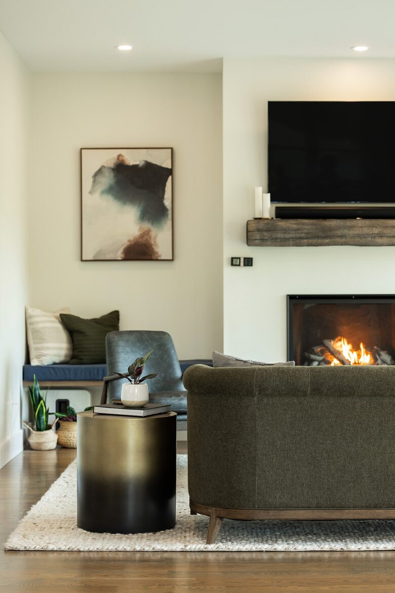 Modern Farmhouse Retreat with Waterfall Views in the Catskills - Kerhonkson, New York