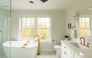 Modern Farmhouse Retreat with Waterfall Views in the Catskills - Kerhonkson, New York