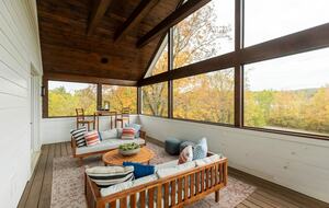 Modern Farmhouse Retreat with Waterfall Views in the Catskills - Kerhonkson, New York