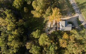 Modern Farmhouse Retreat with Waterfall Views in the Catskills - Kerhonkson, New York