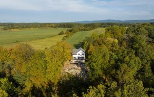 Modern Farmhouse Retreat with Waterfall Views in the Catskills - Kerhonkson, New York