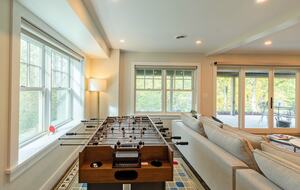 Modern Farmhouse Retreat with Waterfall Views in the Catskills - Kerhonkson, New York