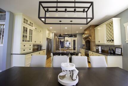Custom Lakefront Estate Near Nisswa with Endless Family Entertainment - Nisswa, Minnesota