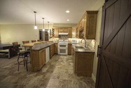 Custom Lakefront Estate Near Nisswa with Endless Family Entertainment - Nisswa, Minnesota