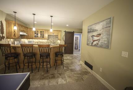 Custom Lakefront Estate Near Nisswa with Endless Family Entertainment - Nisswa, Minnesota