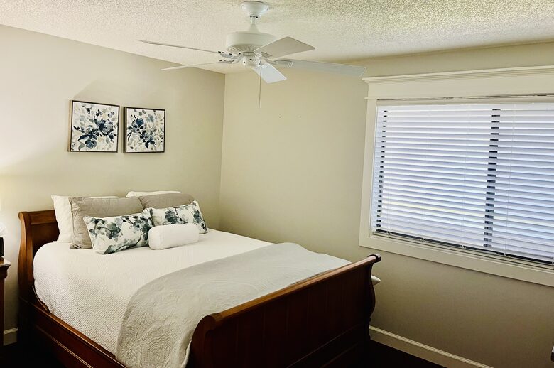 Queen Bedroom