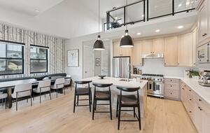 A Modern Mountain Retreat Near Deer Valley with Game Room & Hot Tub - Heber City, Utah