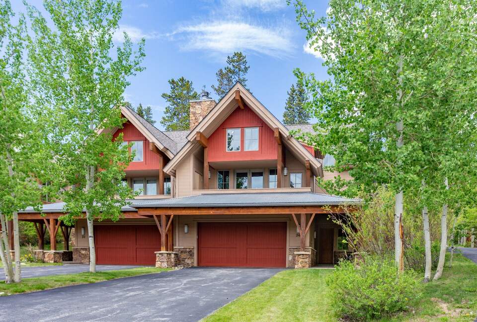 Ski Access Living Near Snowflake Run in Breckenridge - Breckenridge, Colorado