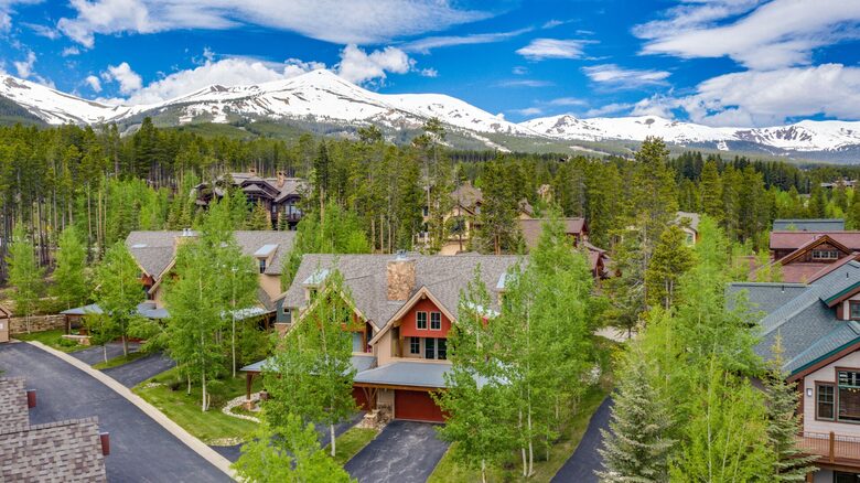 Ski Access Living Near Snowflake Run in Breckenridge - Breckenridge, Colorado