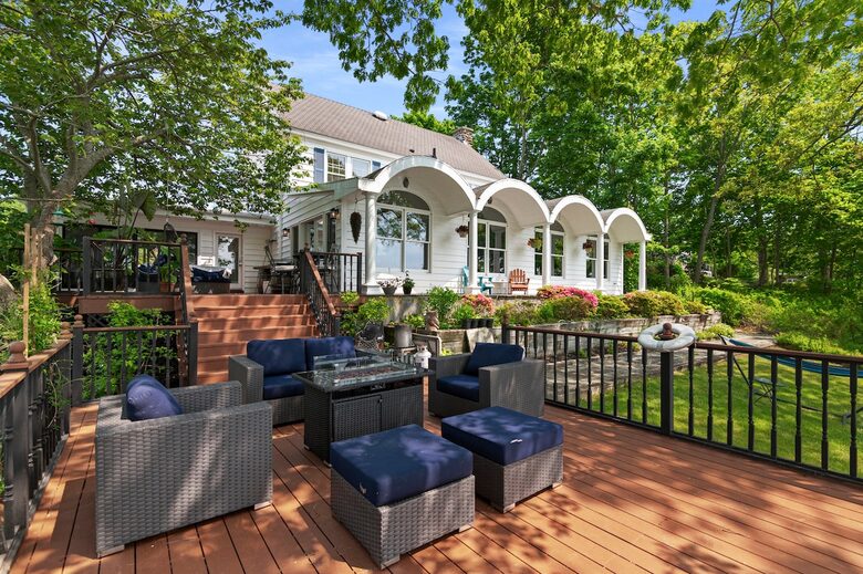 Niantic River Escape with Long Island Sound Access - Waterford, Connecticut