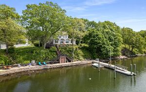 Niantic River Escape with Long Island Sound Access - Waterford, Connecticut