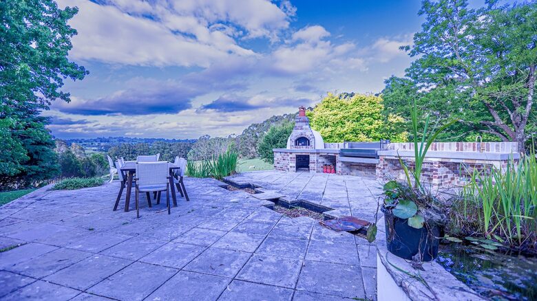 A Private Country Estate with Guest House in Exeter - Exeter, Australia