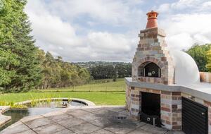A Private Country Estate with Guest House in Exeter - Exeter, Australia