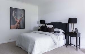 A Private Country Estate with Guest House in Exeter - Exeter, Australia