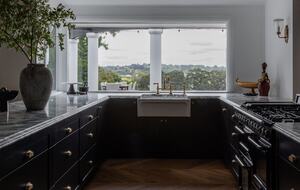 A Private Country Estate with Guest House in Exeter - Exeter, Australia