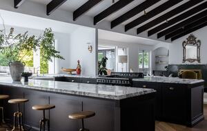 A Private Country Estate with Guest House in Exeter - Exeter, Australia