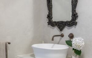 A Private Country Estate with Guest House in Exeter - Exeter, Australia