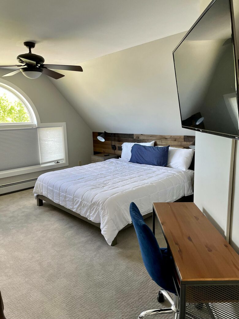 Charming Middlebury Retreat in the Heart of Town - Middlebury, Vermont