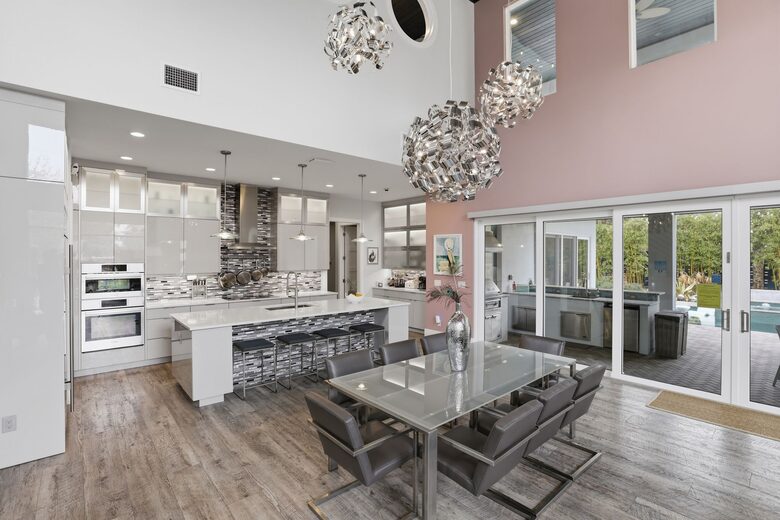 Winter Park Oasis with Pool, Spa & Game Room - Winter Park, Florida