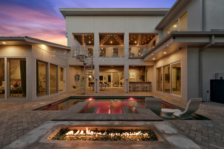 Winter Park Oasis with Pool, Spa & Game Room - Winter Park, Florida