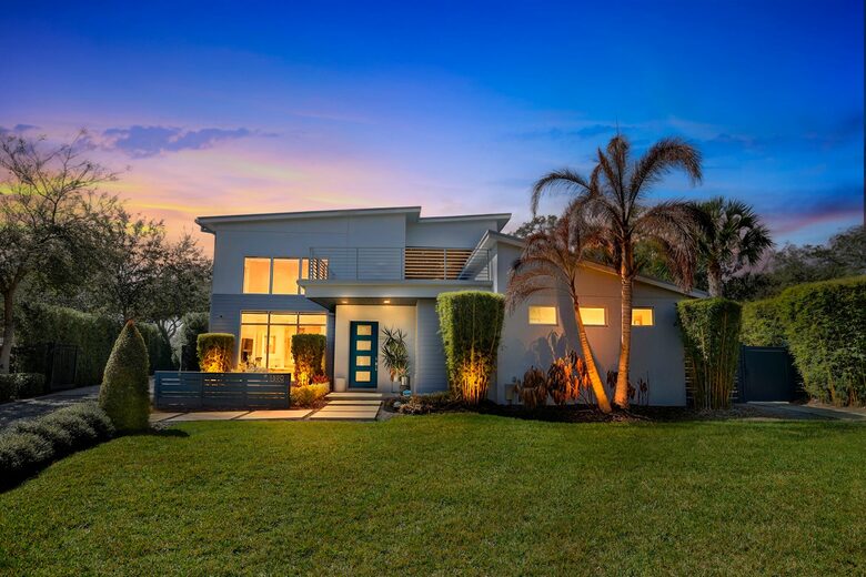 Winter Park Oasis with Pool, Spa & Game Room - Winter Park, Florida