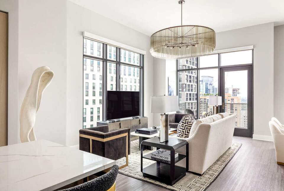 Midtown Atlanta Penthouse with Skyline Views & Luxury Amenities - Atlanta, Georgia