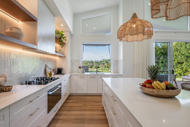 Private Acreage Retreat | Sunset Views, Pool & Fire Pit - Bli Bli, Australia