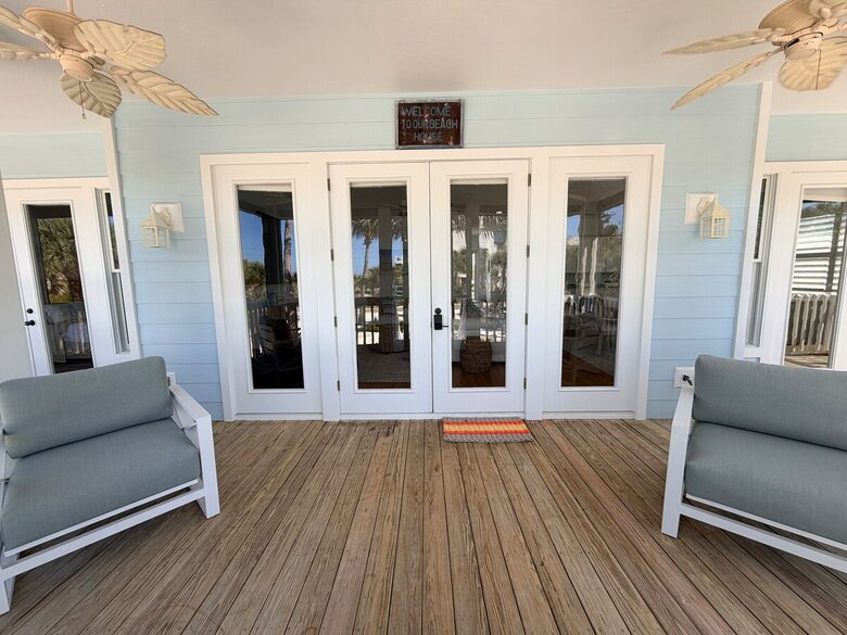 Secluded Gulf Retreat on Palm Island with Private Pool, Dock, Deeded Beach Access ! - Placida, Florida
