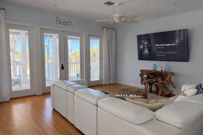 Secluded Gulf Retreat on Palm Island with Private Pool, Dock, Deeded Beach Access ! - Placida, Florida