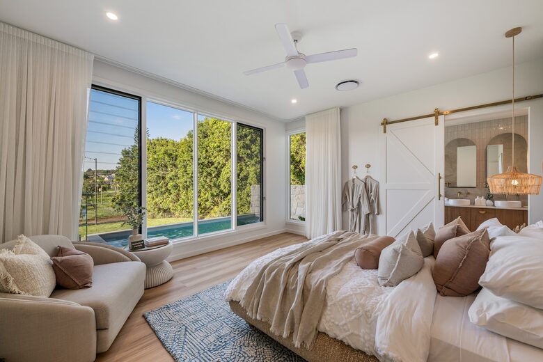 Private Acreage Retreat | Sunset Views, Pool & Fire Pit - Bli Bli, Australia