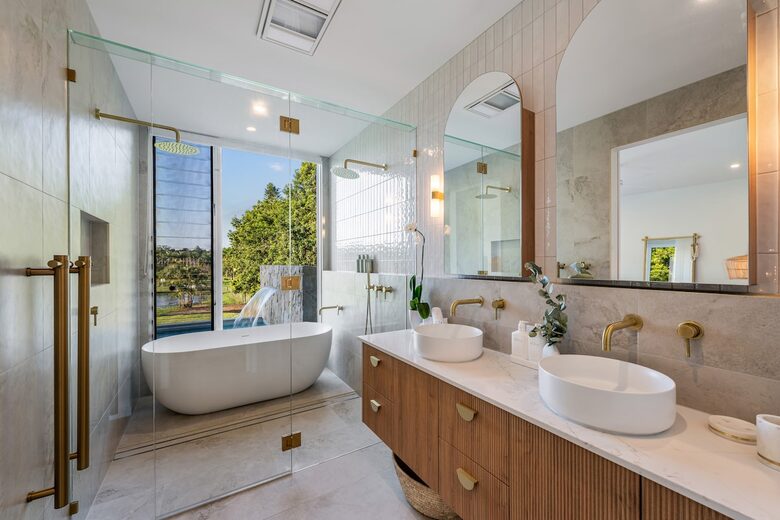 Private Acreage Retreat | Sunset Views, Pool & Fire Pit - Bli Bli, Australia