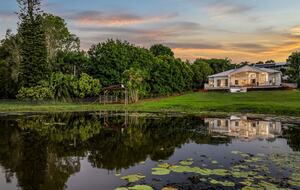 Private Acreage Retreat | Sunset Views, Pool & Fire Pit - Bli Bli, Australia