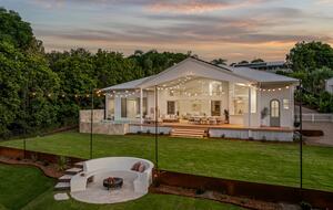 Private Acreage Retreat | Sunset Views, Pool & Fire Pit - Bli Bli, Australia