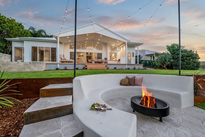 Private Acreage Retreat | Sunset Views, Pool & Fire Pit - Bli Bli, Australia