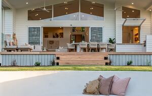 Private Acreage Retreat | Sunset Views, Pool & Fire Pit - Bli Bli, Australia