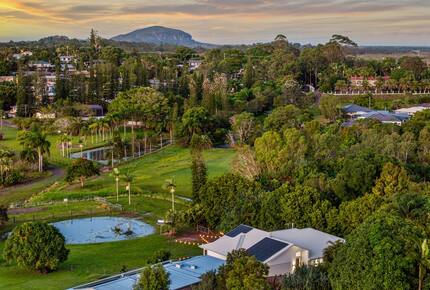 Private Acreage Retreat | Sunset Views, Pool & Fire Pit - Bli Bli, Australia