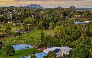Private Acreage Retreat | Sunset Views, Pool & Fire Pit - Bli Bli, Australia