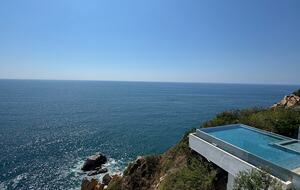 Oceanfront Stillness Above Acapulco Bay - Acapulco, Mexico