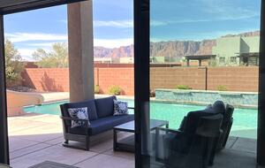 Cozy Red Rock Getaway with Outdoor Living & Pool - Ivins, Utah
