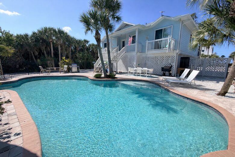 Secluded Gulf Retreat on Palm Island with Private Pool, Dock, Deeded Beach Access ! - Placida, Florida