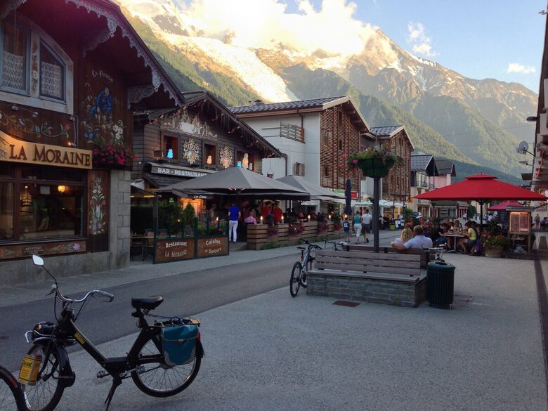 Direct Mont Blanc Views in Central Chamonix - Chamonix, France